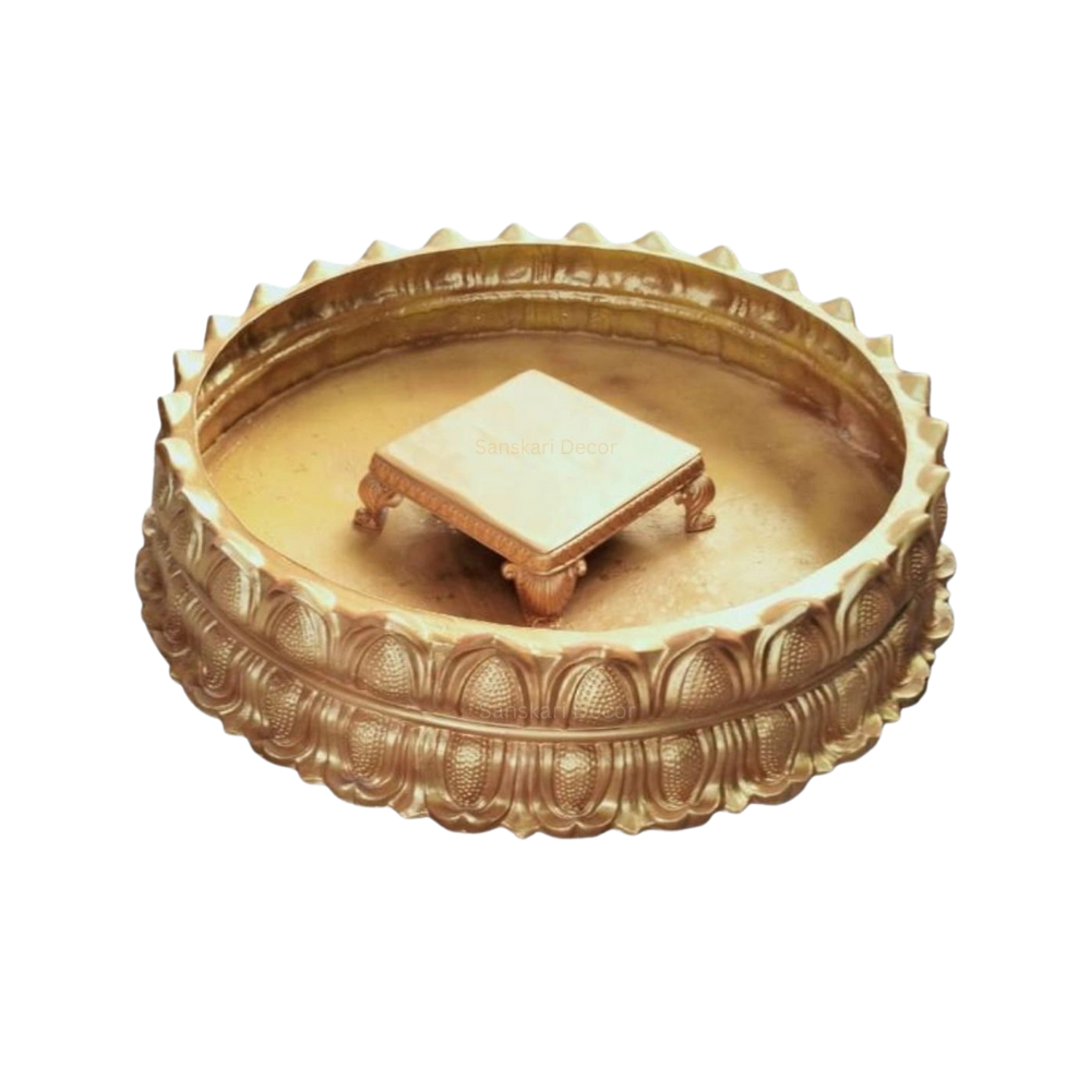 Banquet haldi-tables